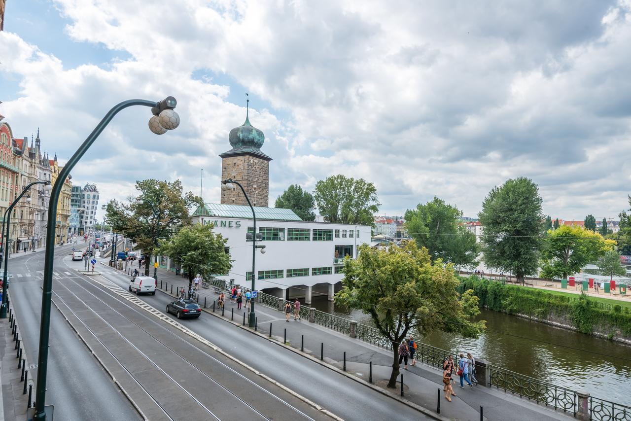 Riverside With A Balcony Lejlighed Prag